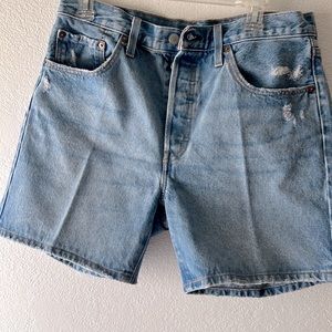 Levi’s  501 Blue jeans short size W31